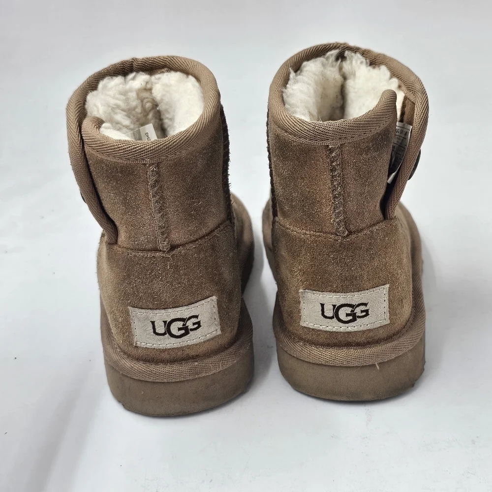 UGG Jona Chestnut Suede Sheepskin Lined Kids Winter Boots Toddler Size 12